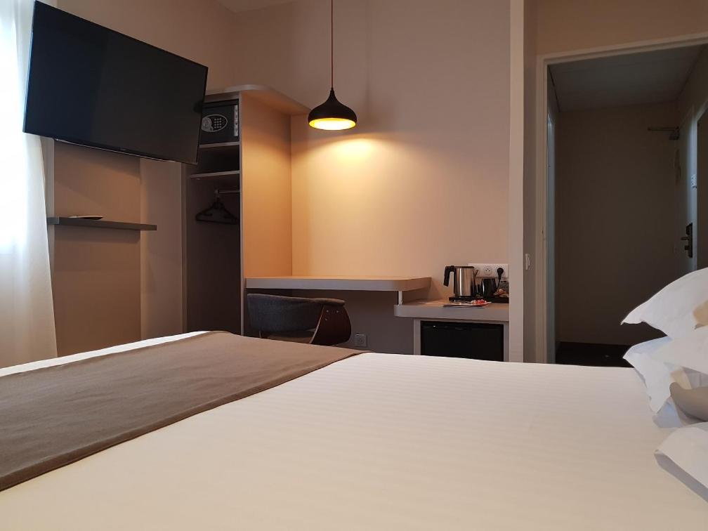 Brit Hotel De Grignan Vichy Kültér fotó