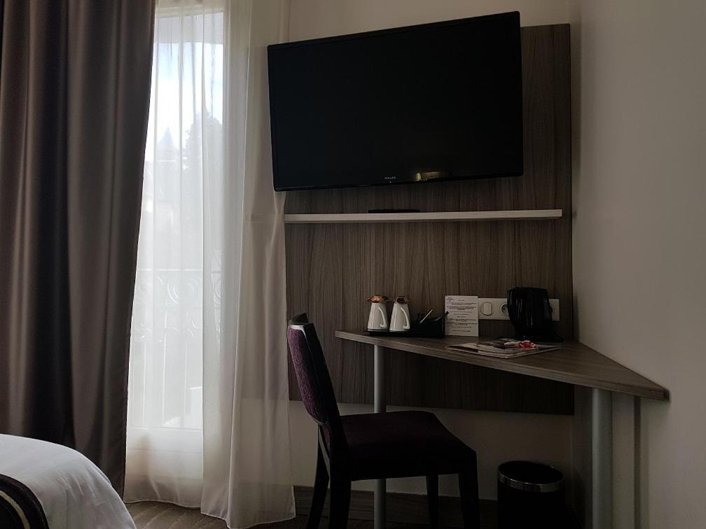 Brit Hotel De Grignan Vichy Kültér fotó