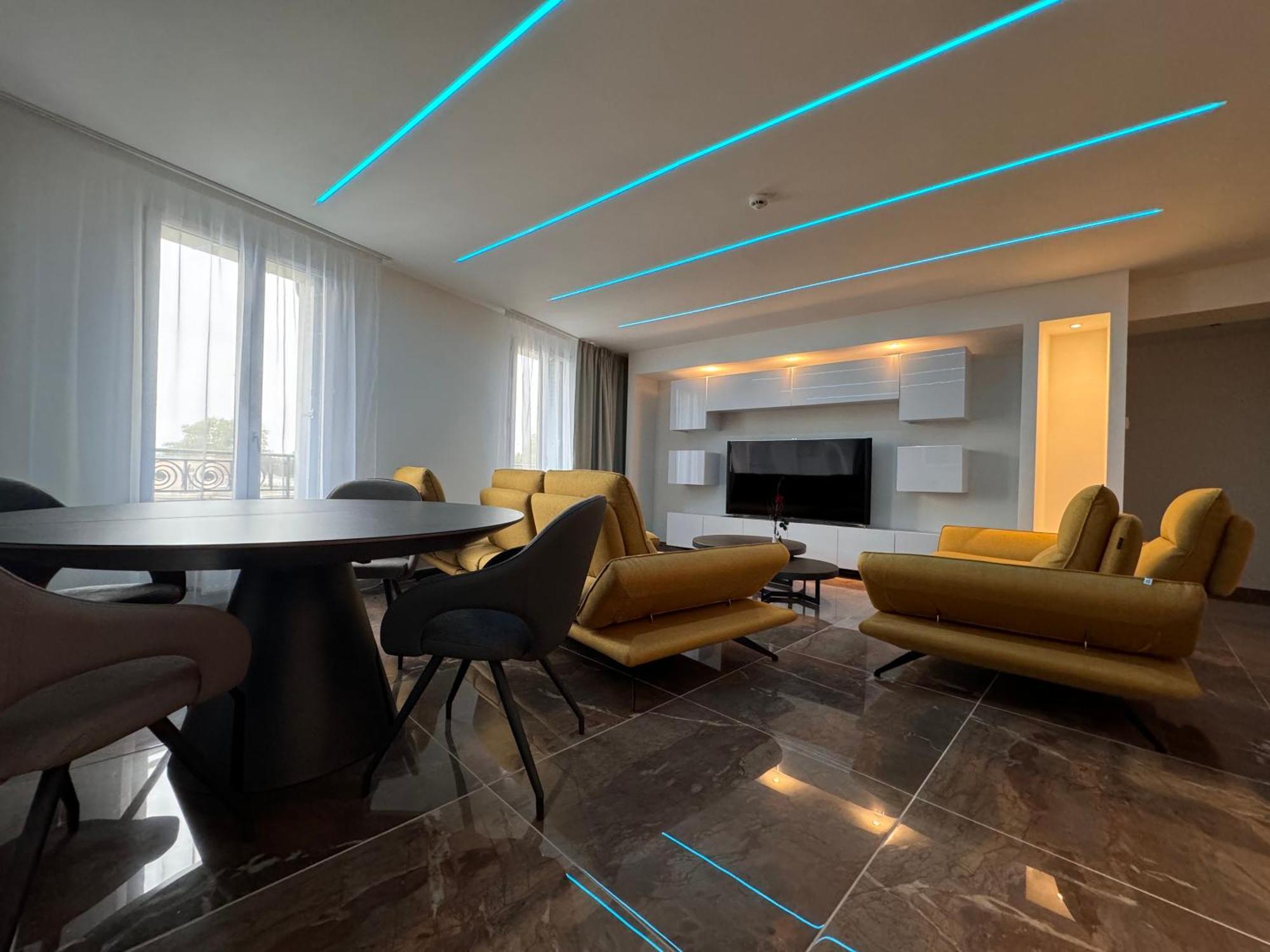 Brit Hotel De Grignan Vichy Kültér fotó